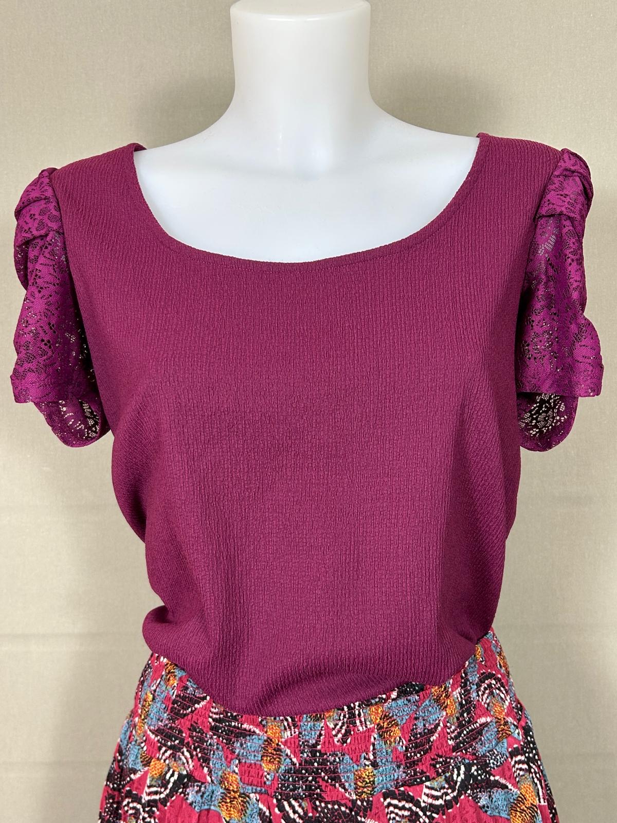 T-shirt femme manches courtes T.40