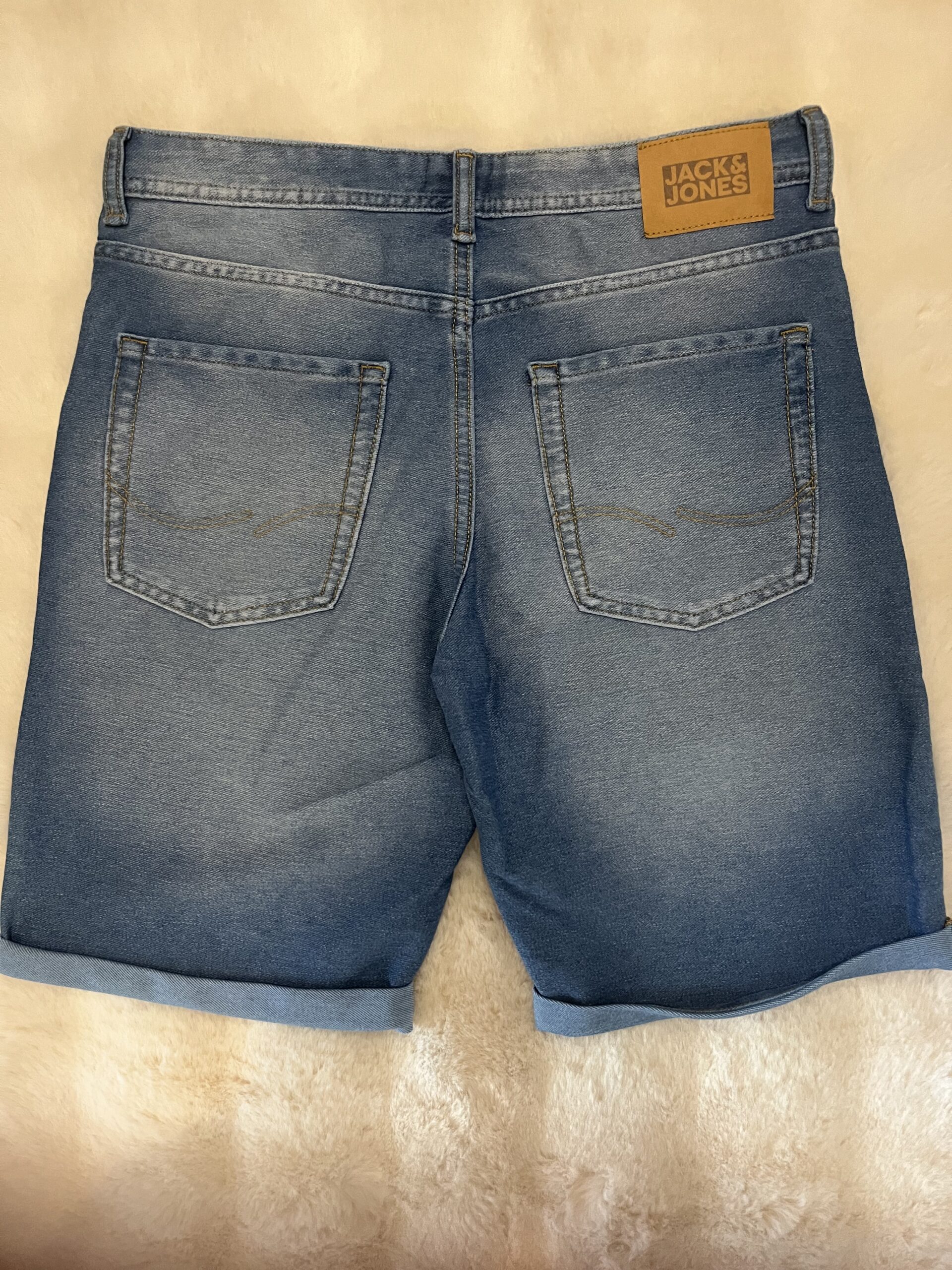 Short en jean Jack&Jones T.16 ans