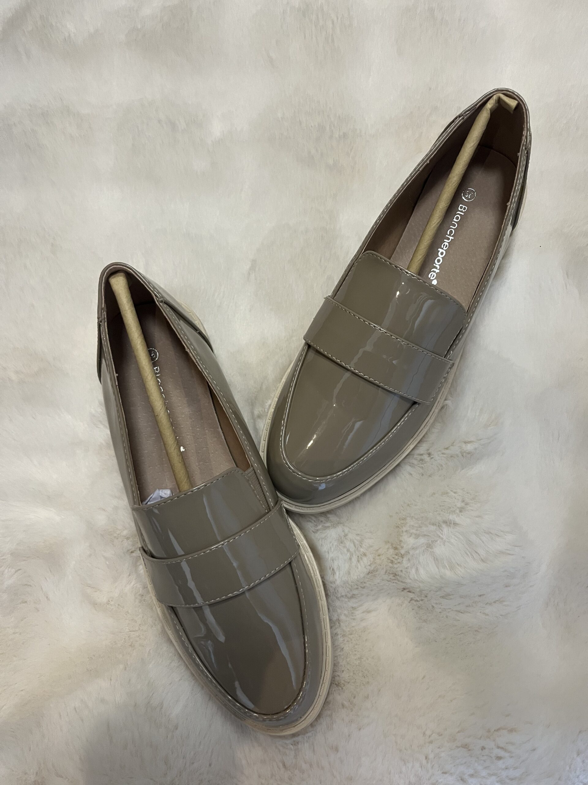 Derbies femme neuves P.36