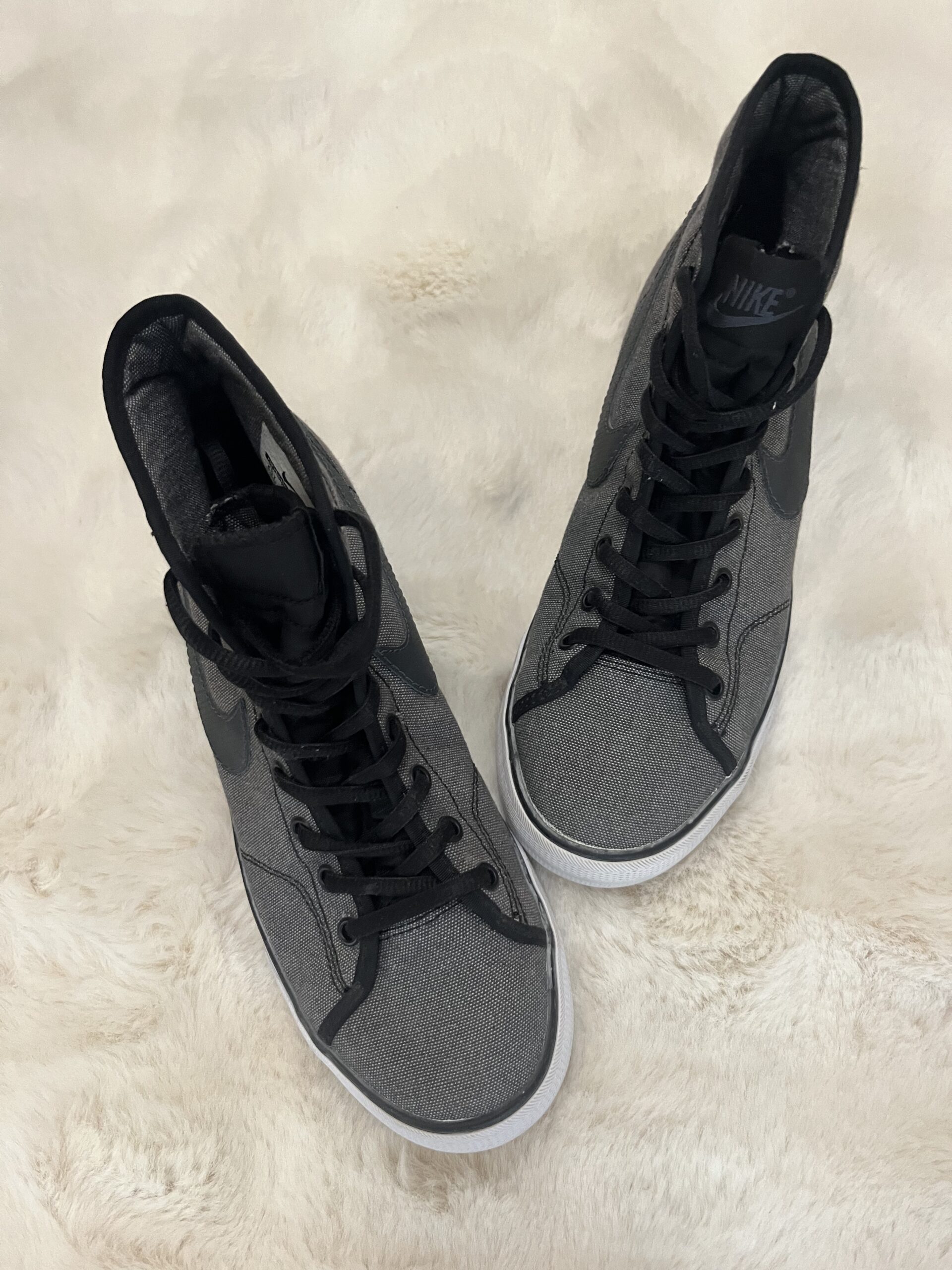 Baskets Femme Nike P.38