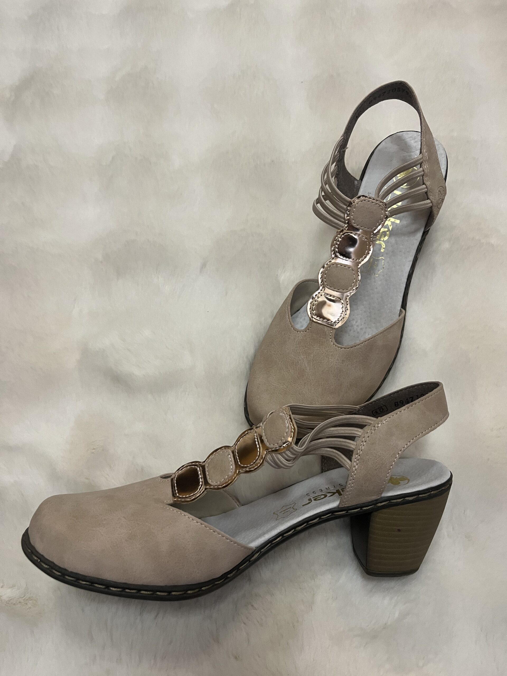 Chaussures Rieker comme neuves P.40