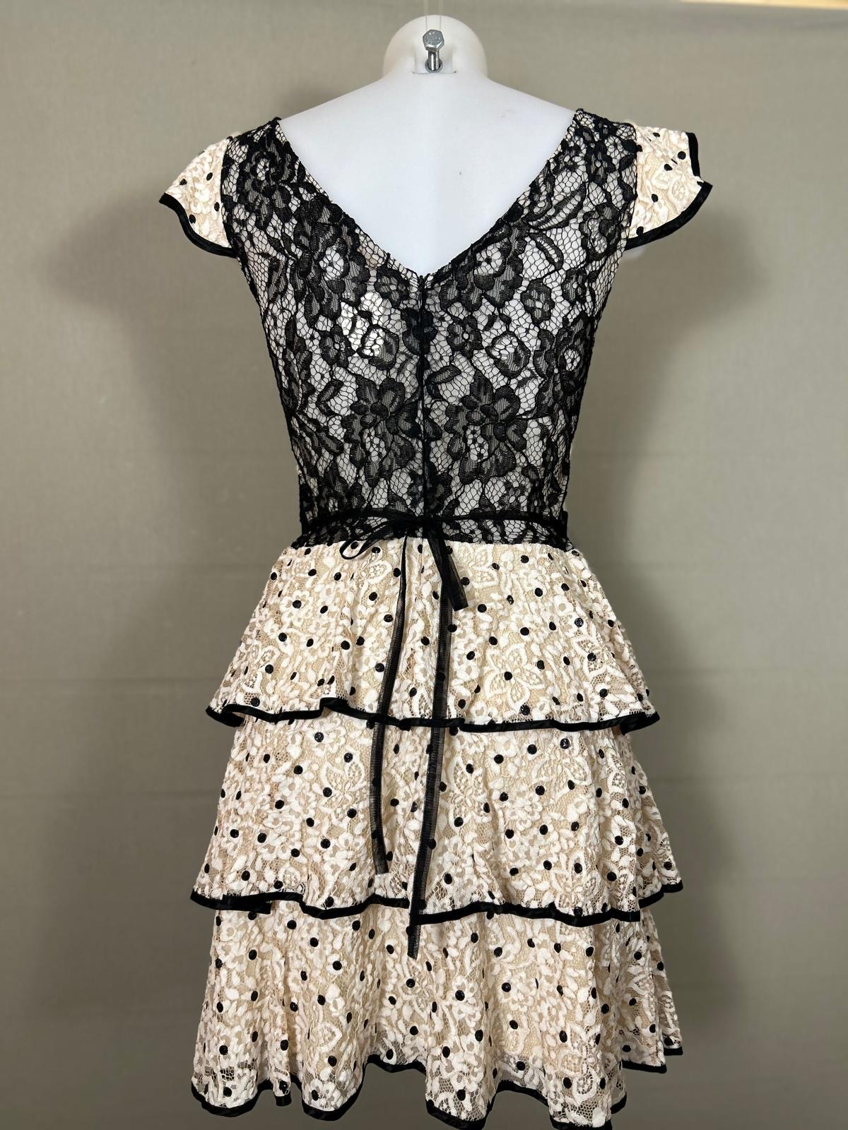 Robe Femme Rinascimento T.38