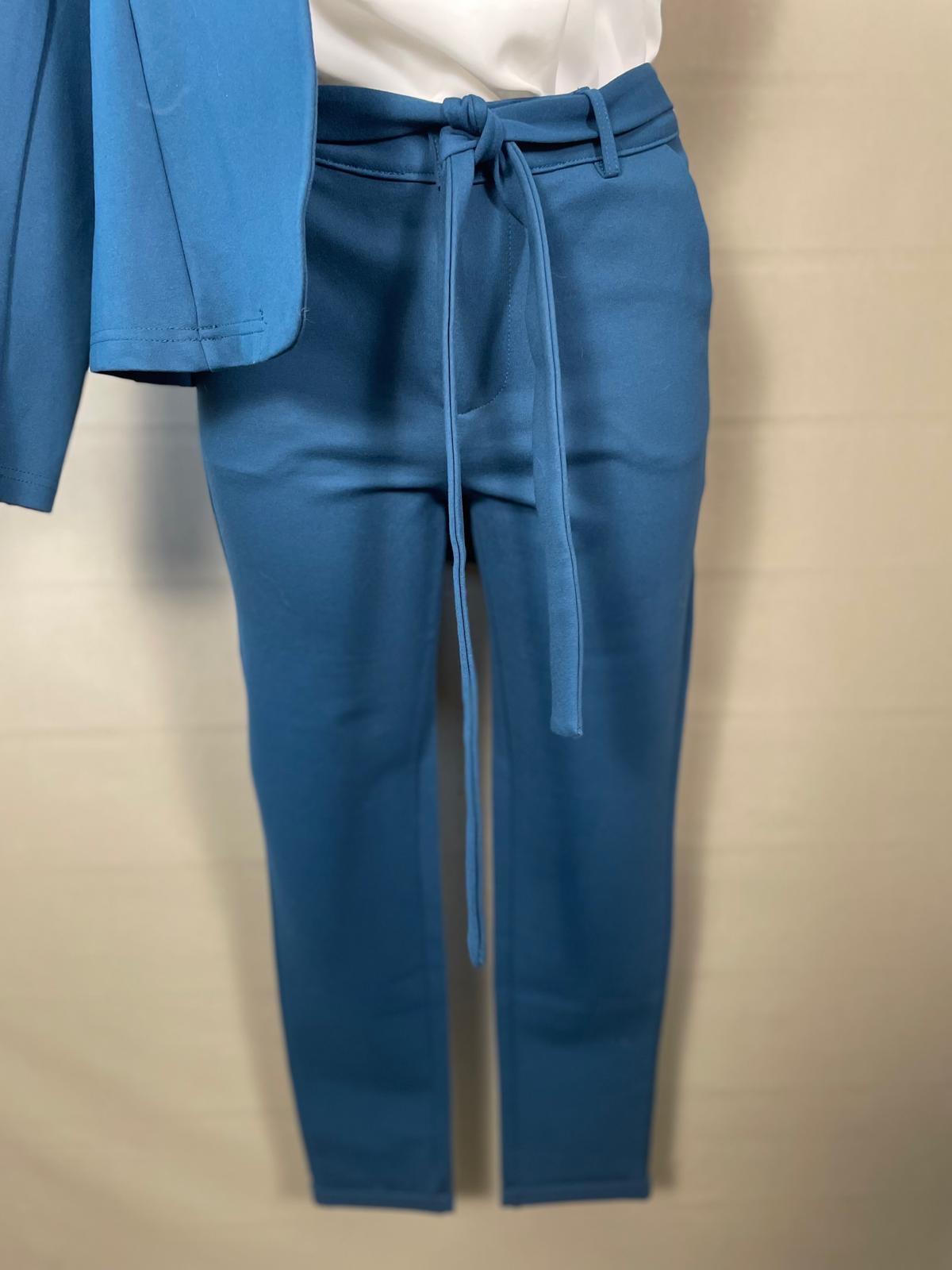 Pantalon Femme neuf taille 36