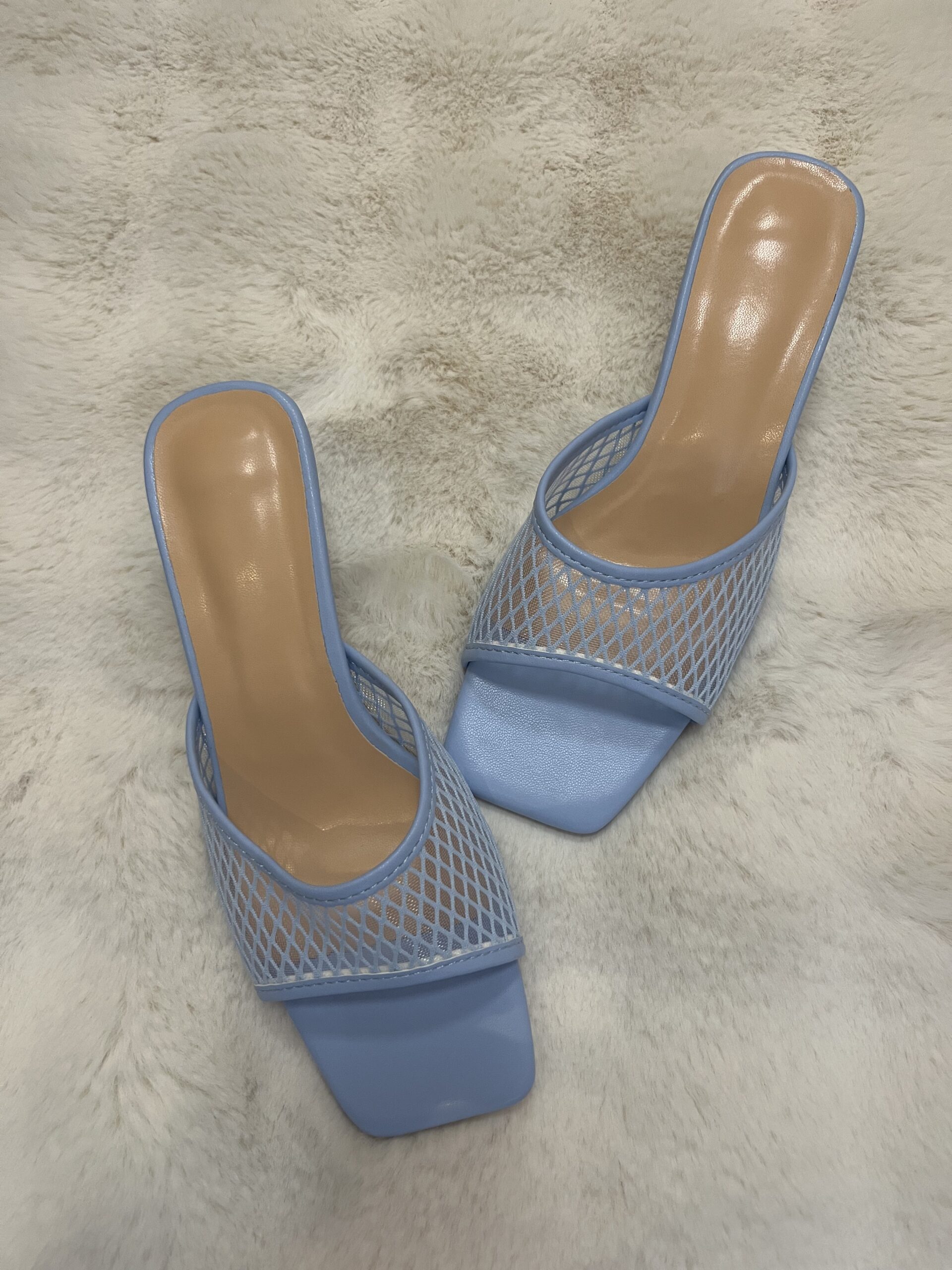 Nu pieds Femme neufs P.37