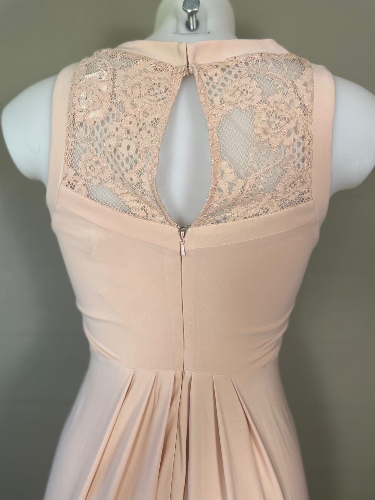 Robe Femme Asos neuve T. 36