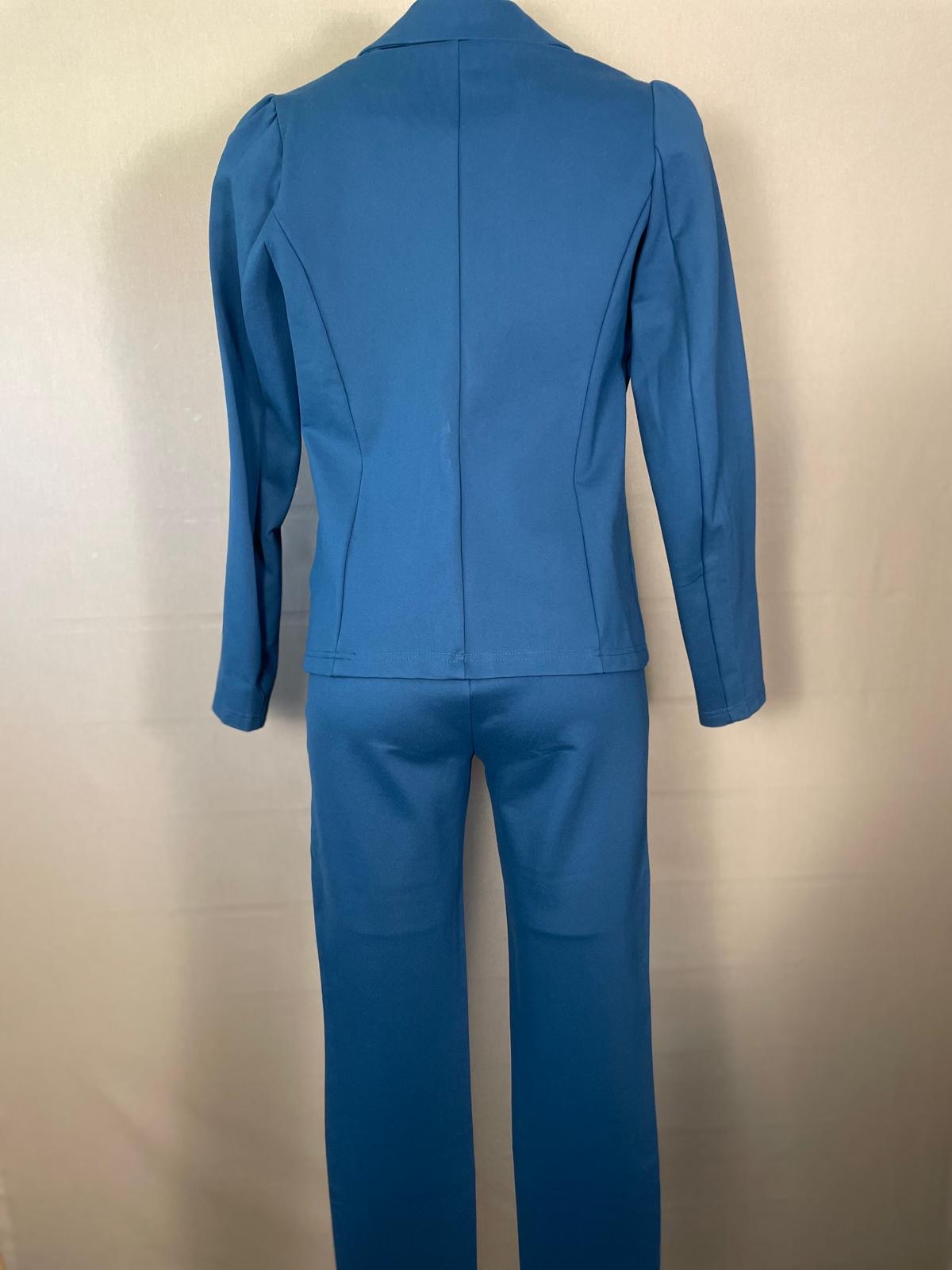 Pantalon Femme neuf taille 36