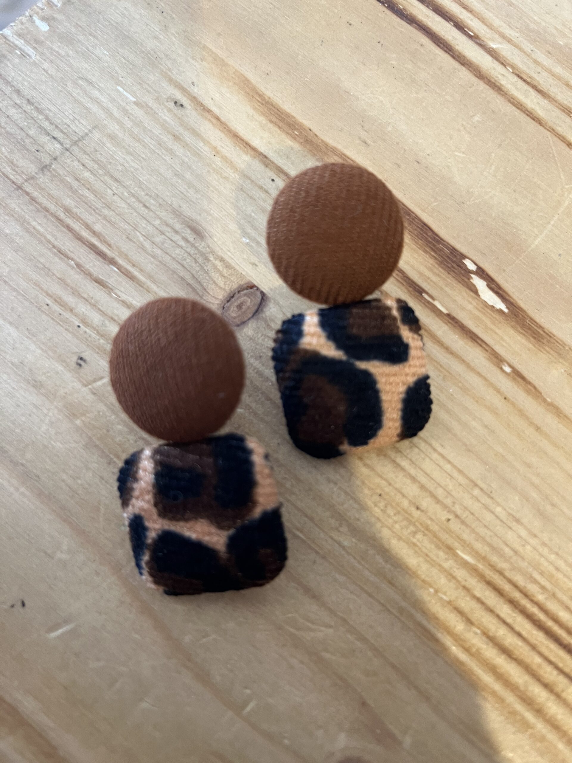 Boucles oreilles neuves Femme