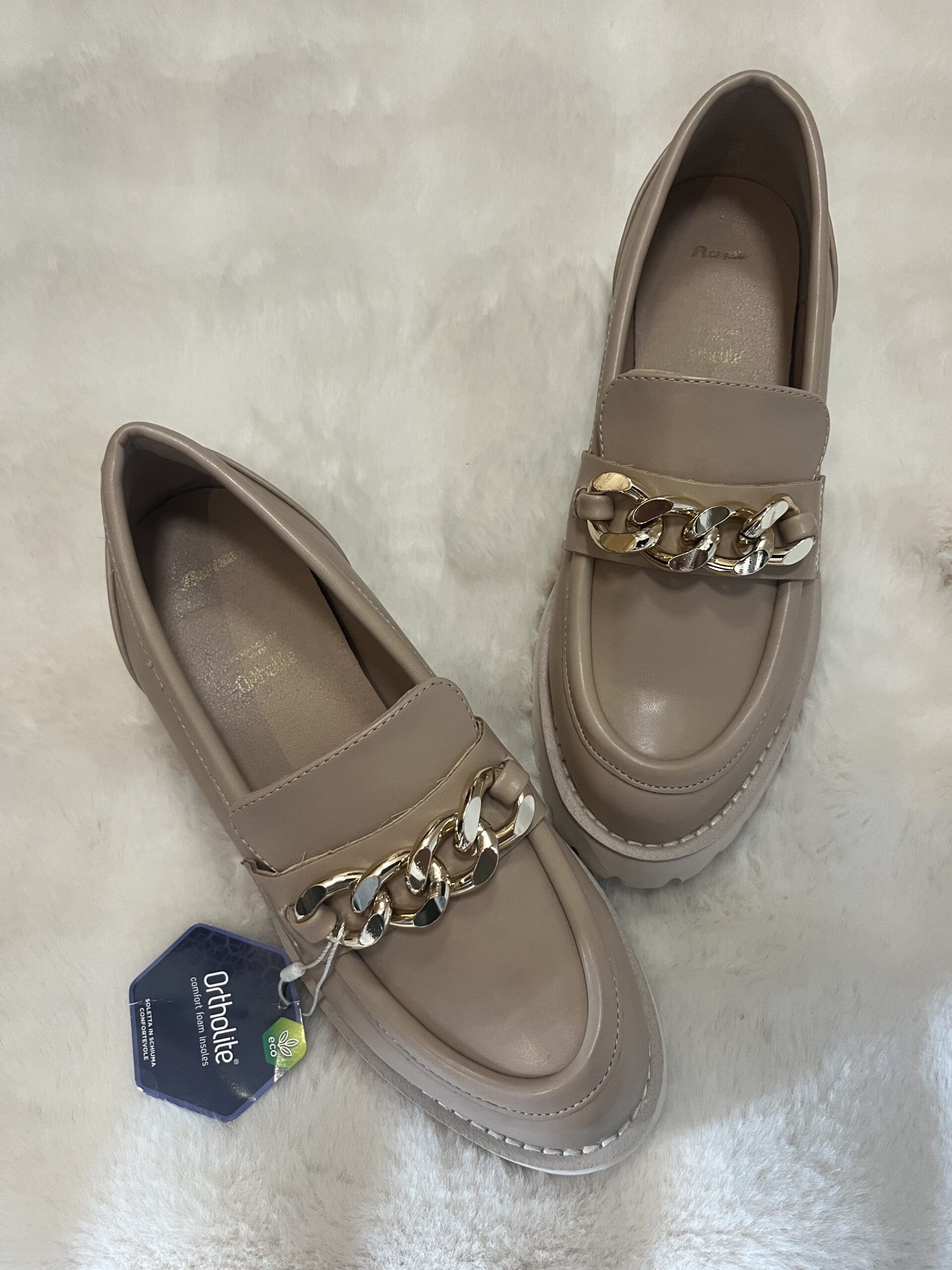 Mocassins Femme Bata Neufs P.37