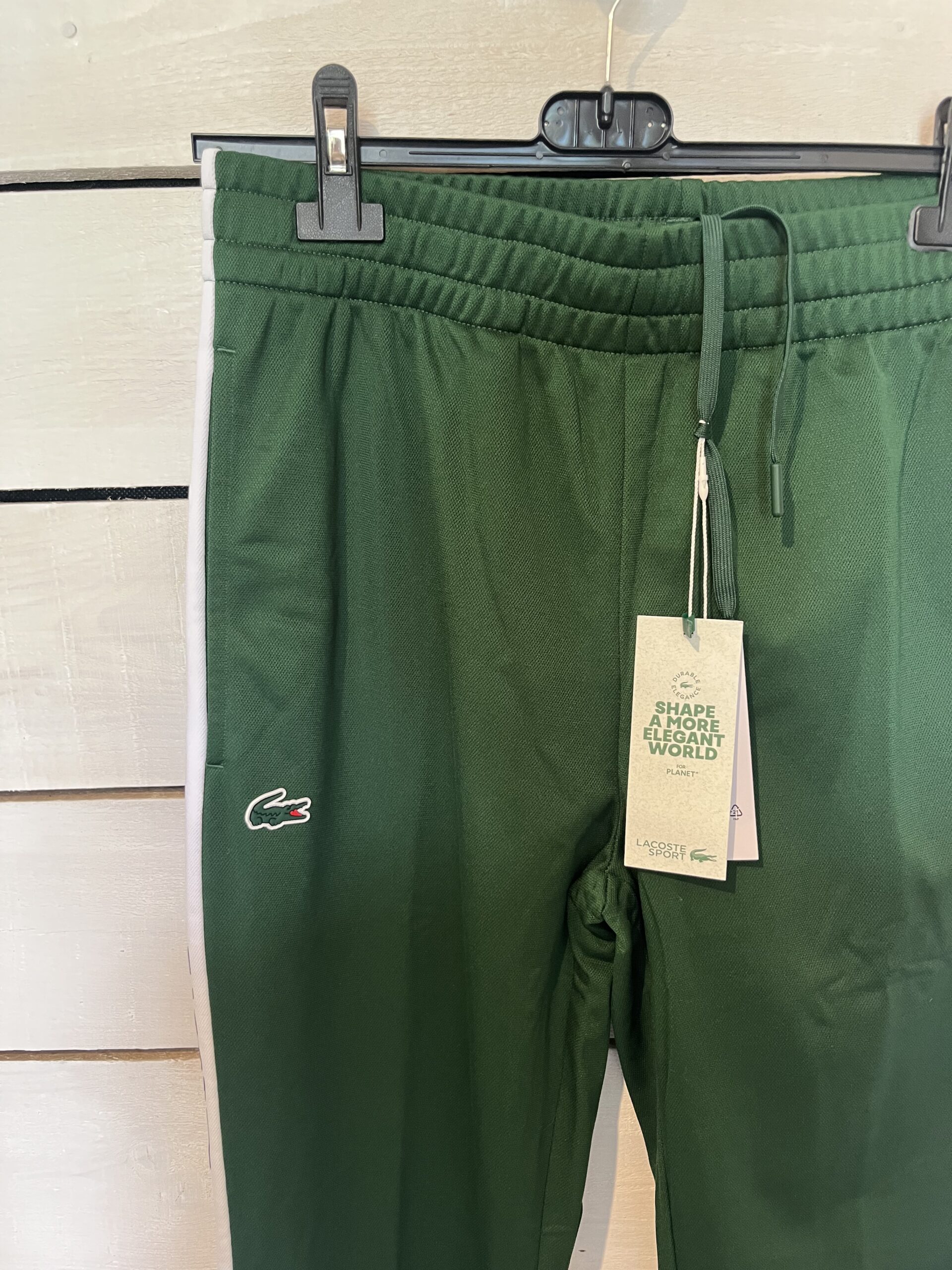 Pantalon Homme neuf Lacoste T.M