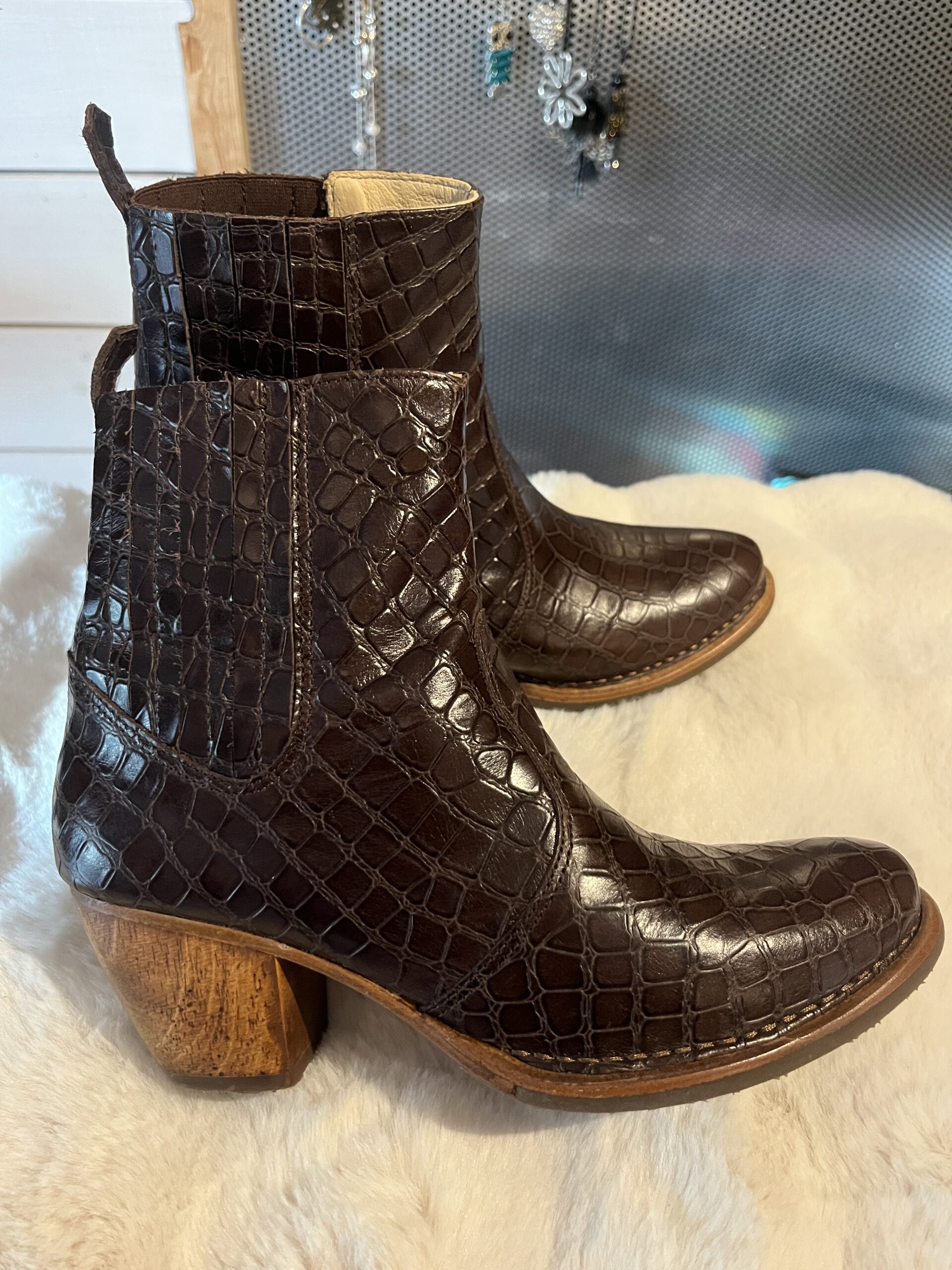 Bottines Femme neosens neuves P.39